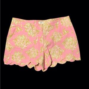 EUC...Womens Crown &Ivy shorts.